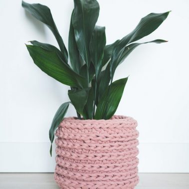 Large crochet plant pot in blush pink