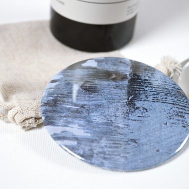 Round Pocket Mirror in blue pattern