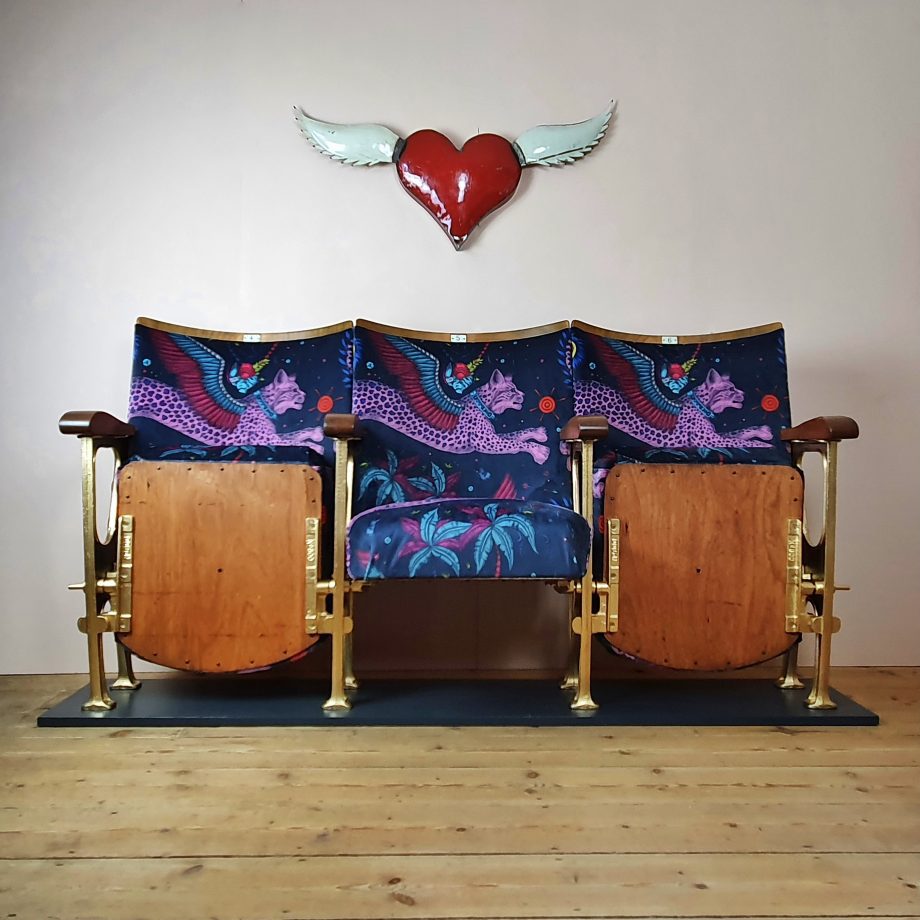 Customisable vintage cinema seats: run of 3 seats