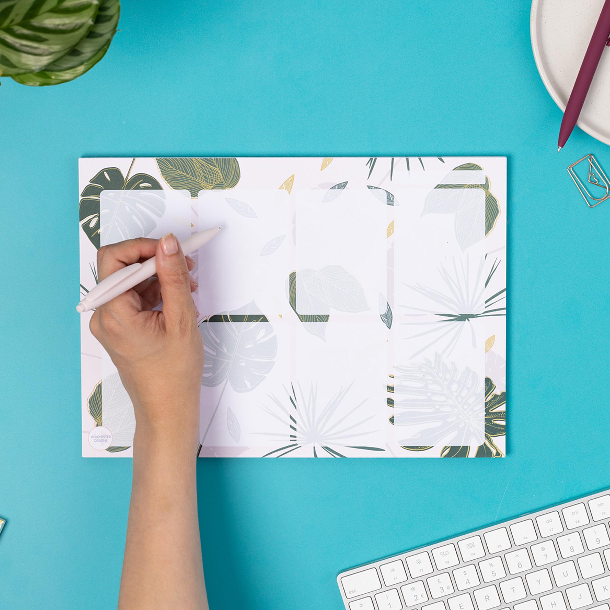 Blush Leaves A4 Weekly Planner Pad