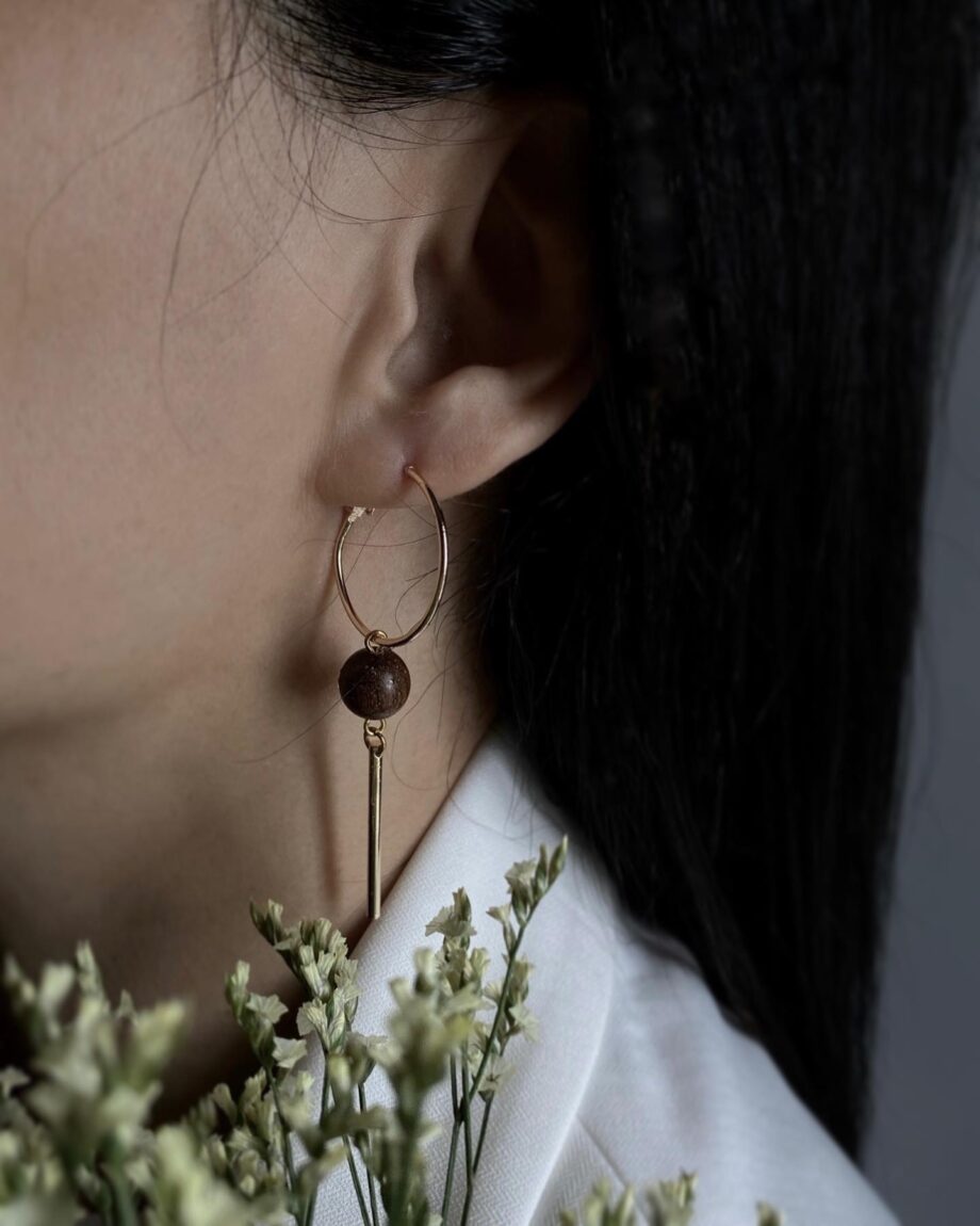 Una Wooden Ball Earrings