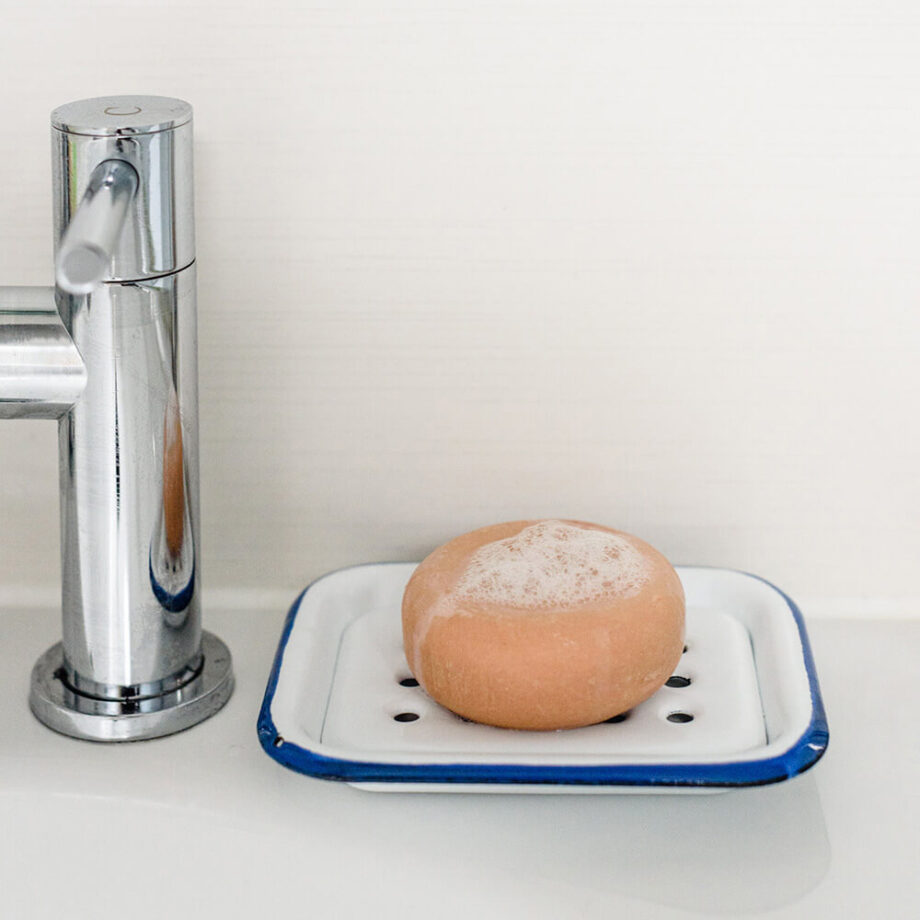 Hydrating Shampoo Bar on Enamel Tray