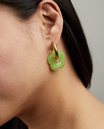 green flower hoop