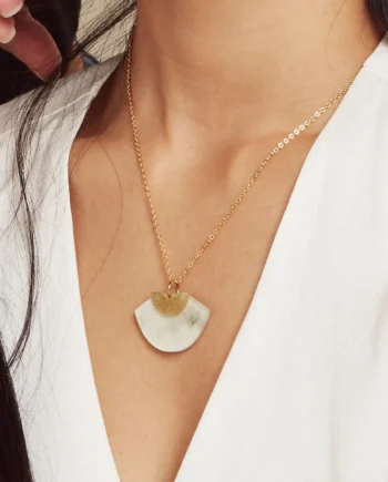 Fan and Sunset necklace – Art Deco acrylic gold pendant