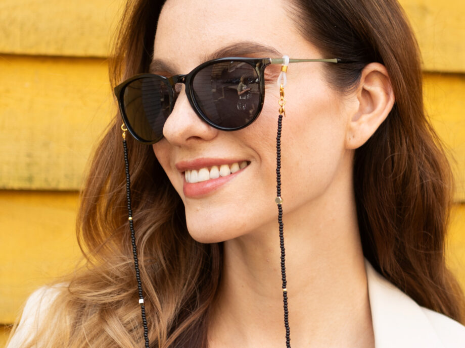 Dainty Black and Gold Seed Beads Glasses Chain