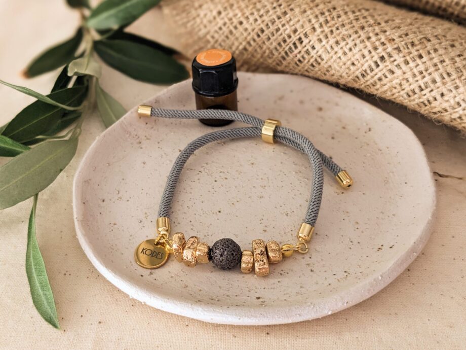 Light Grey Aromatherapy Diffuser Bracelet