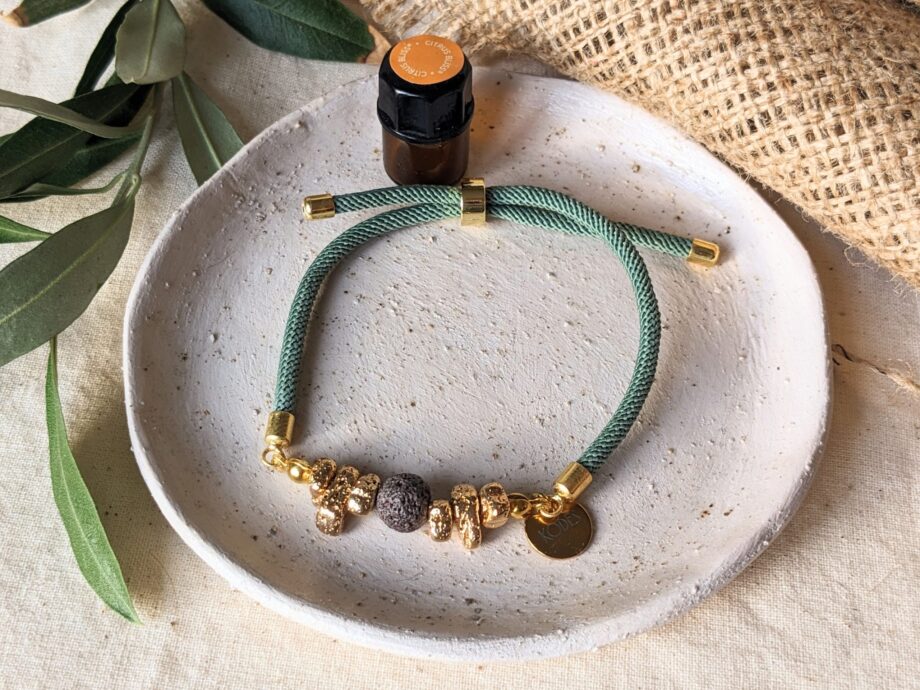 Sage Aromatherapy Essential Oil Diffuser Bracelet