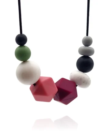 Roseslottet - handmade sensory necklace