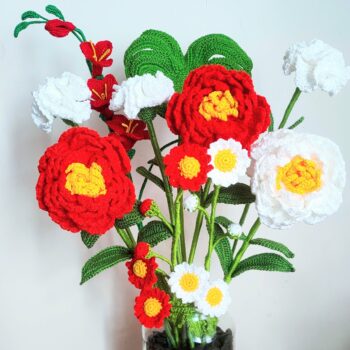 Red and white crochet bouquet