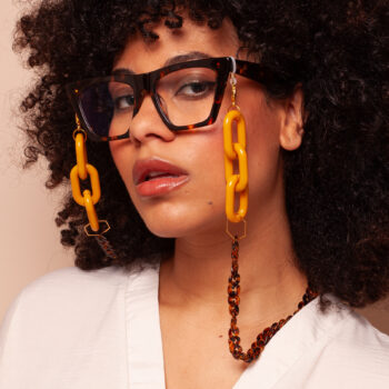 Goldie Large Mustard acrylic glasses chain