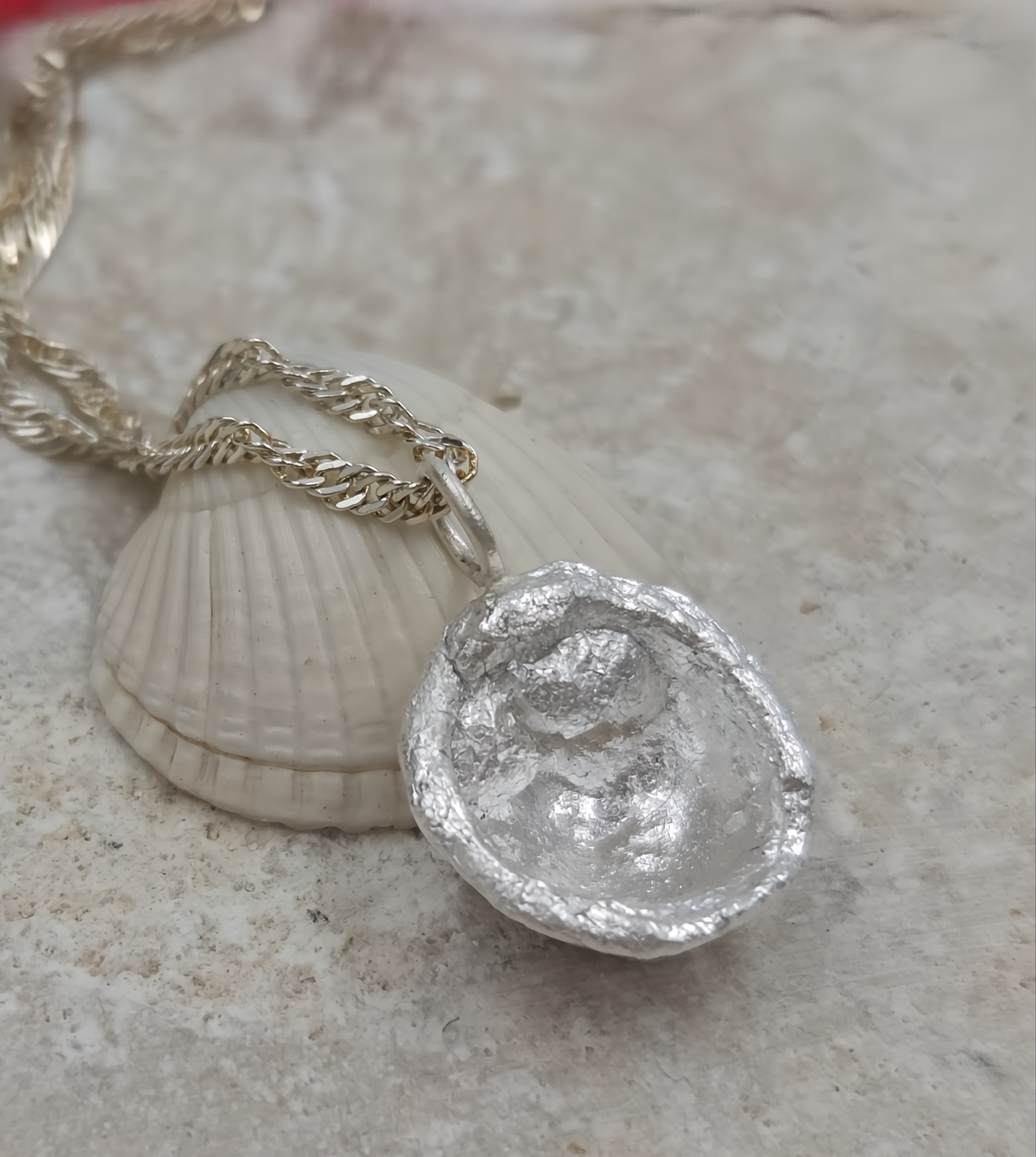 Molten Water-Cast Oyster Pendant