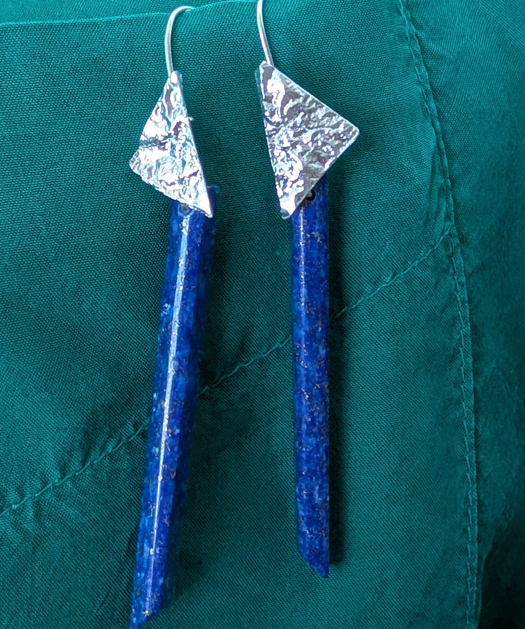 Earrings of sterling silver and lapis lazuli