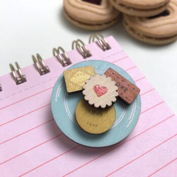 Mini Biscuit Plate Wooden Brooch