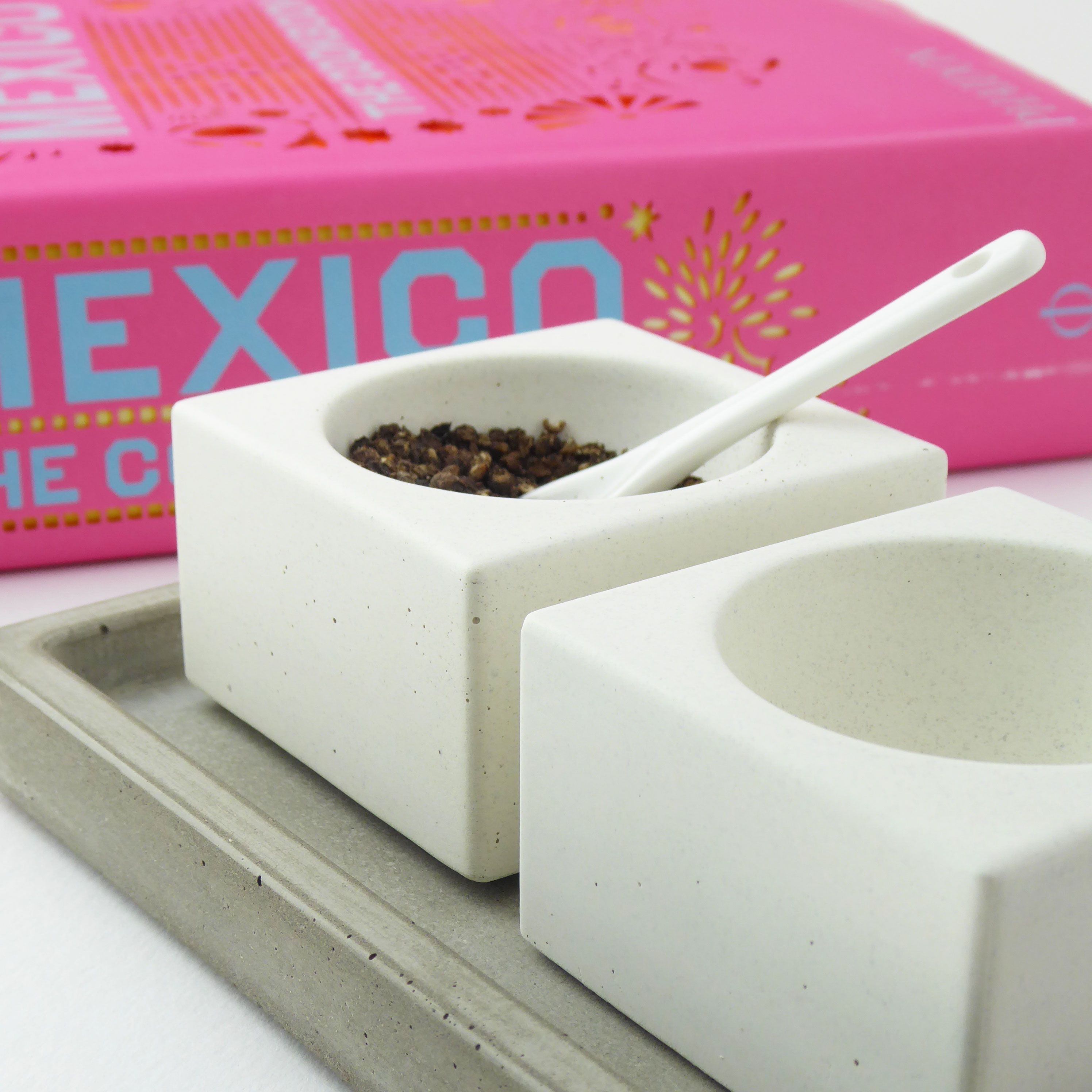 Handmade concrete pinch pot - natural grey or white