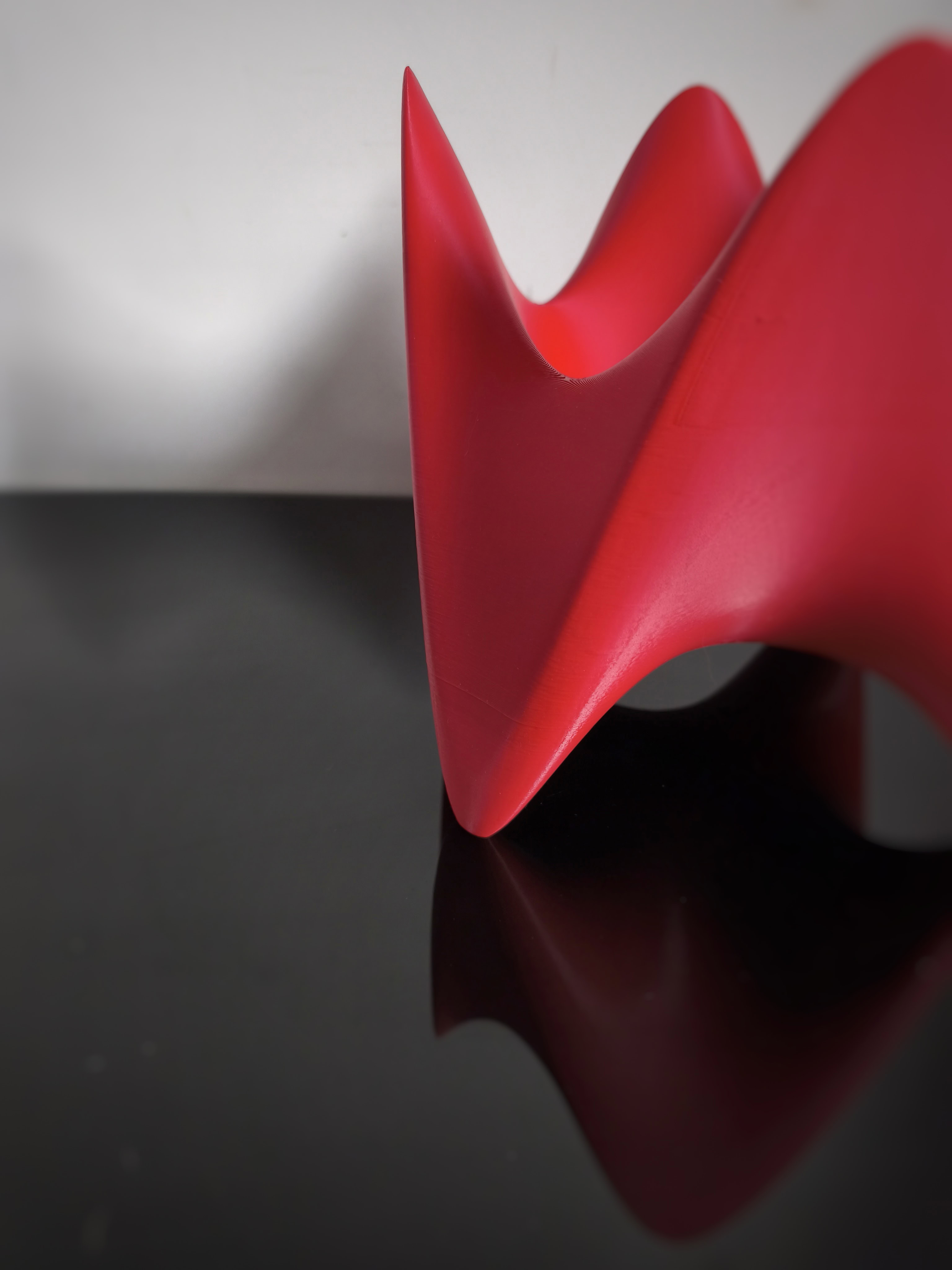 "Crown Vase" - Vase Sculpture